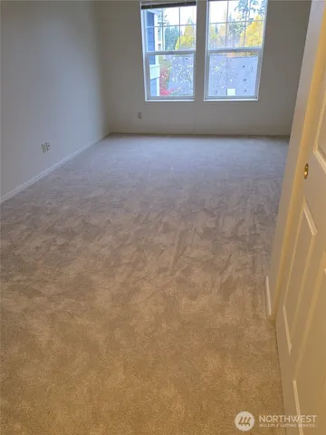 $425,000 | 3935 226th Place Southeast, Unit 313, Issaquah, WA 98029