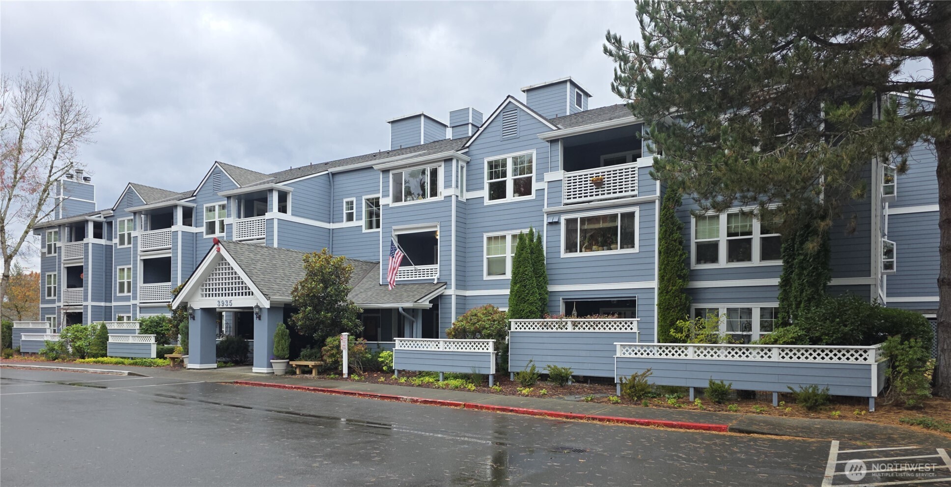 3935 226th Place Southeast, Unit 313 Issaquah, WA 98029 - Photo 2 of 32