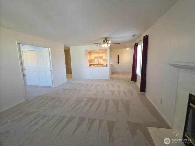 $425,000 | 3935 226th Place Southeast, Unit 313, Issaquah, WA 98029