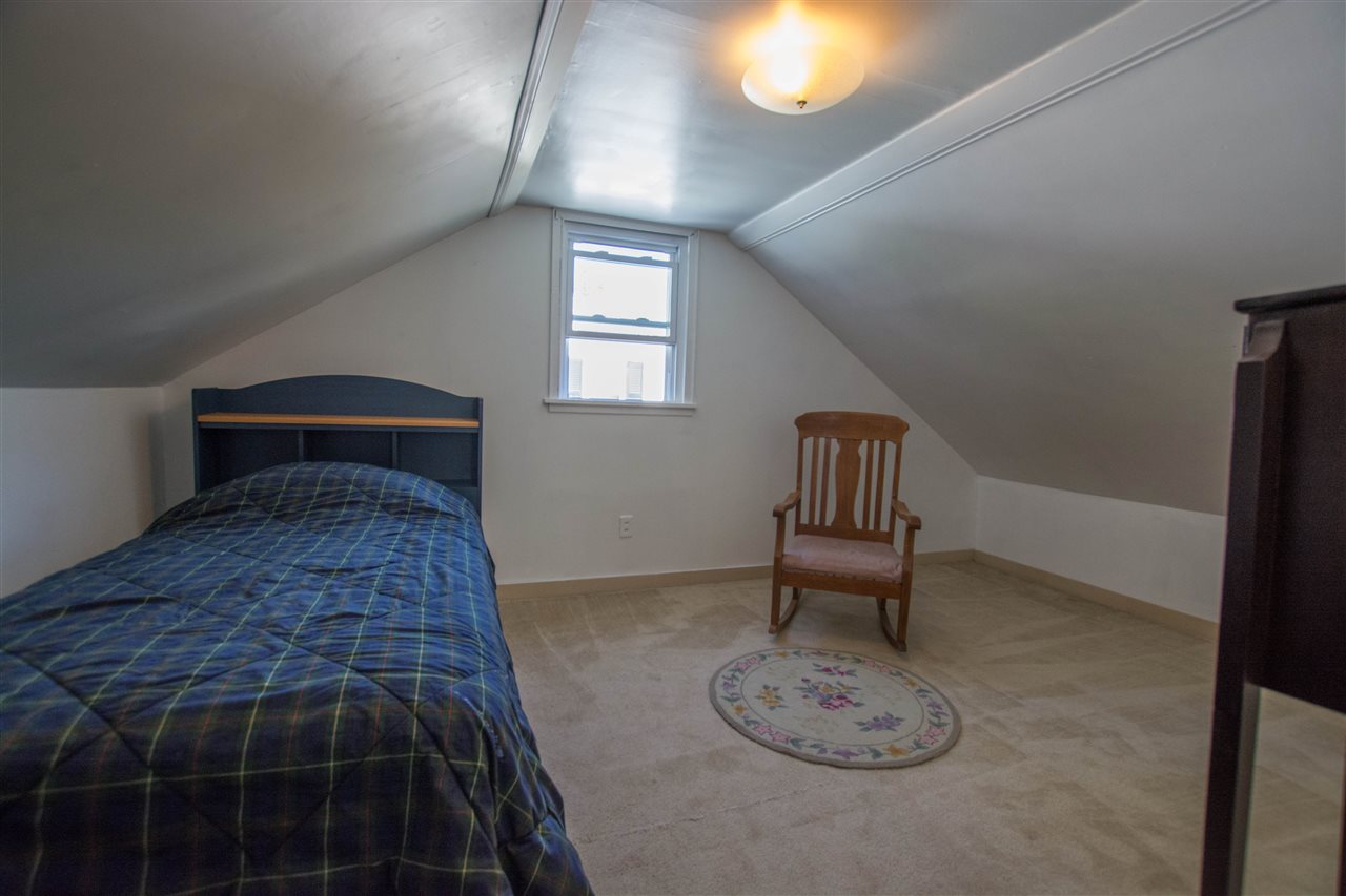 108 Woodlawn Road Burlington, VT 05408 - Photo 20 of 22 Gallery Image 20