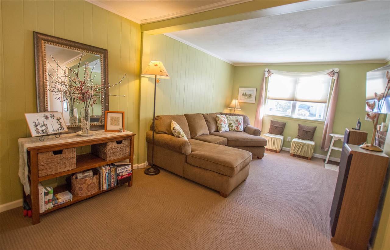 108 Woodlawn Road Burlington, VT 05408 - Photo 4 of 22 Gallery Image 4