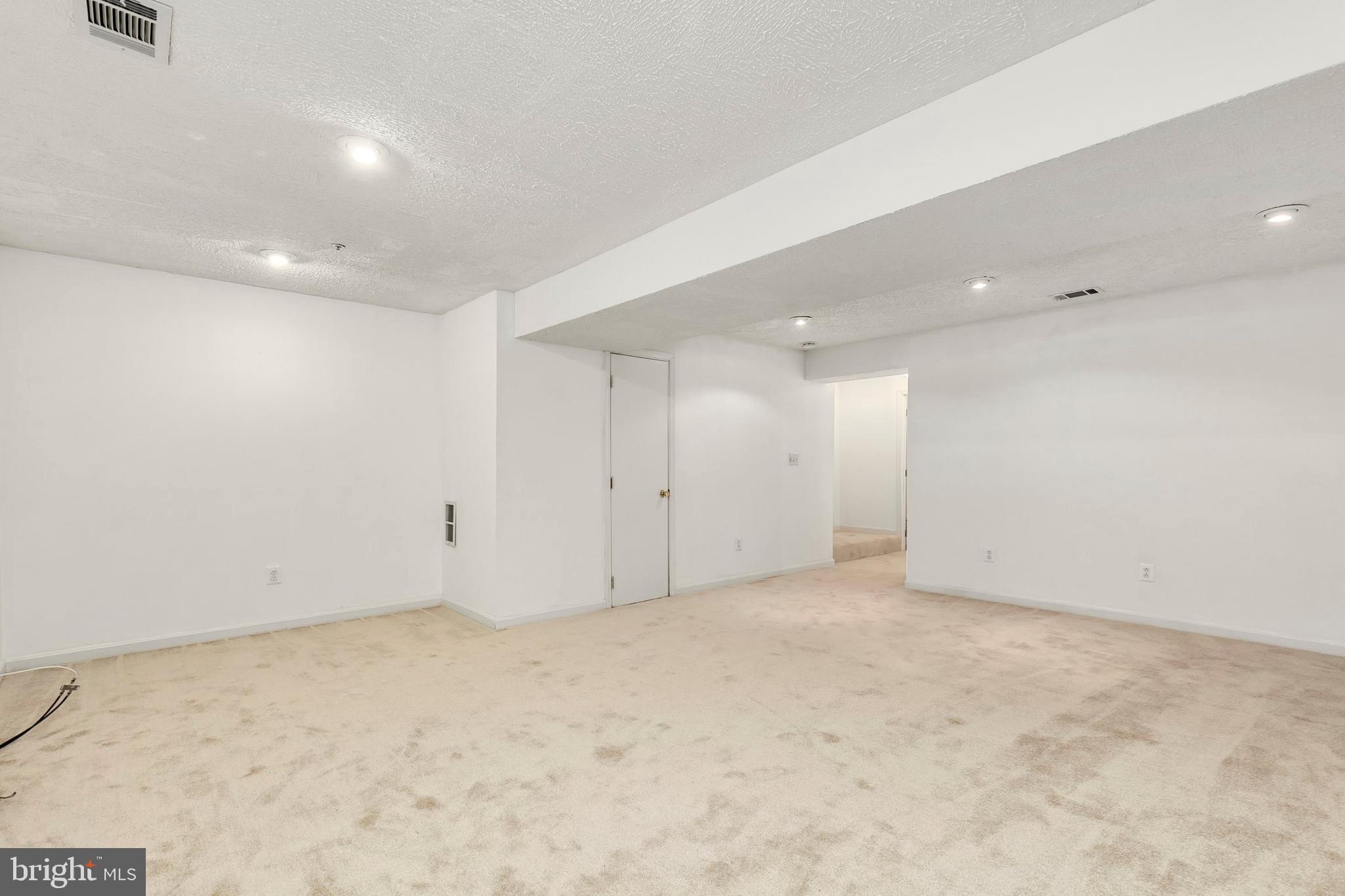 8594 Ritchboro Road District Heights, MD 20747 - Photo 27 of 34