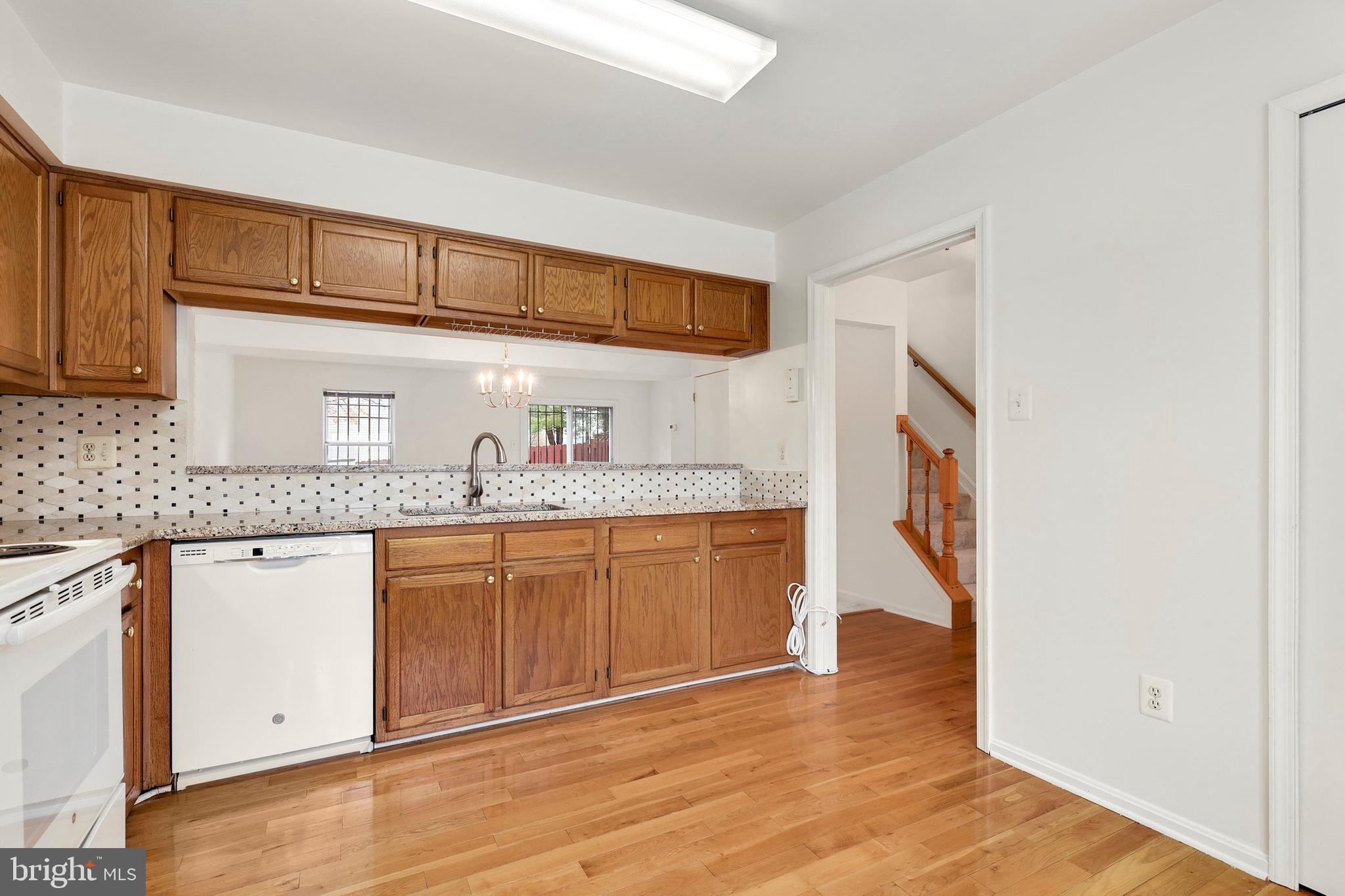 8594 Ritchboro Road District Heights, MD 20747 - Photo 5 of 34