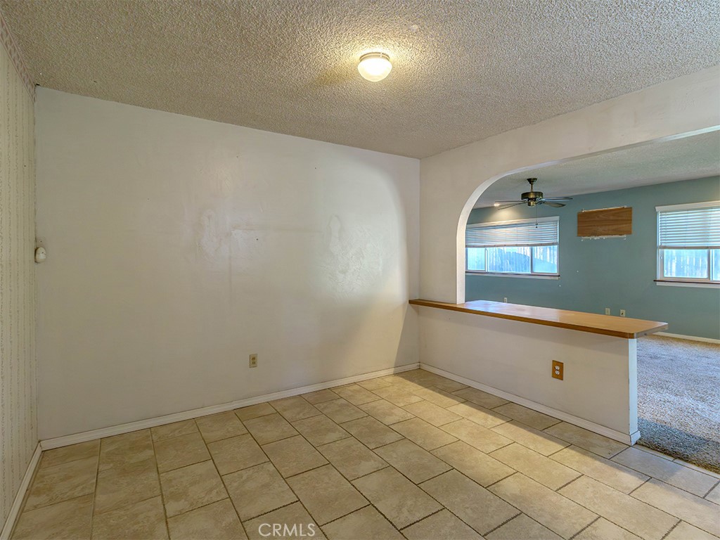 8815 San Vicente Avenue Riverside, CA 92503 - Photo 6 of 27 a view of an empty room and window
