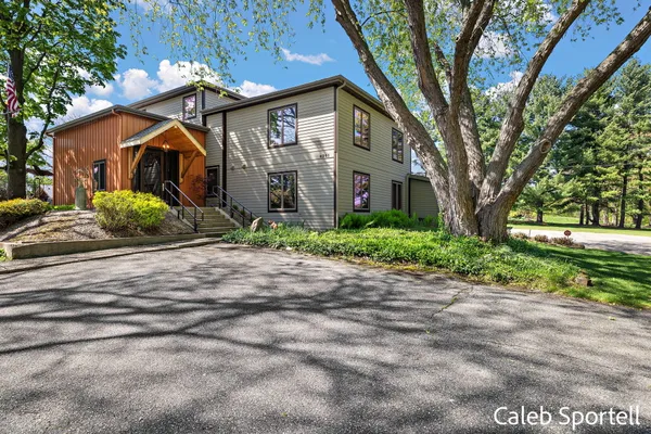 $924,500 | 8201 Cherry Valley Avenue Southeast, Caledonia, MI 49316