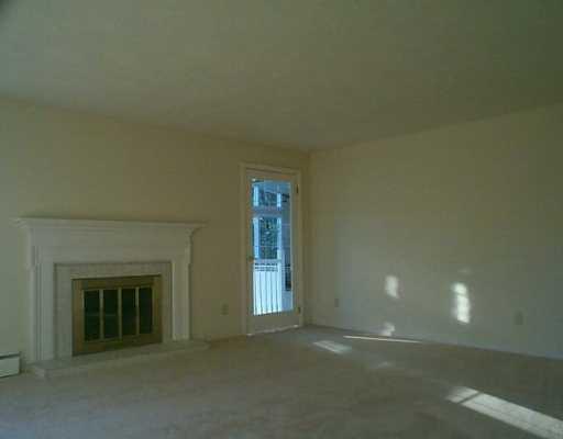 120 Lake Manor Butler, PA 16002 - Photo 2 of 8 Living Room.