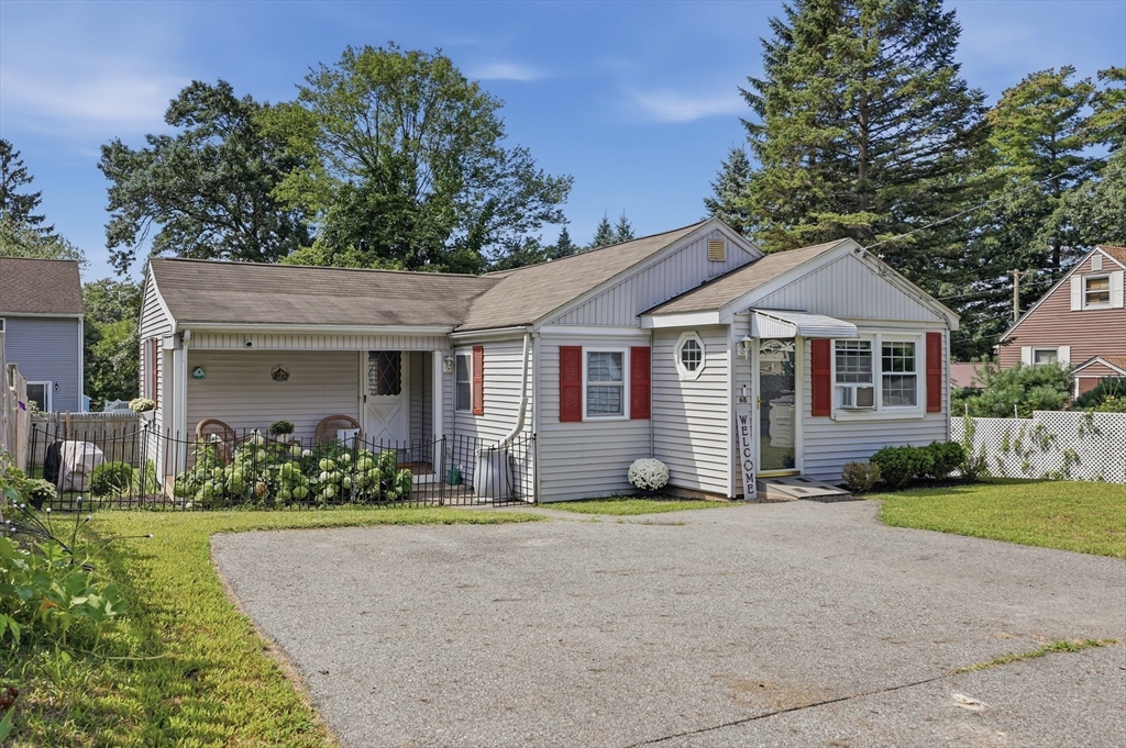 68 Hilltop Road Dracut, MA 01826 - Photo 1 of 29 Gallery Image 1