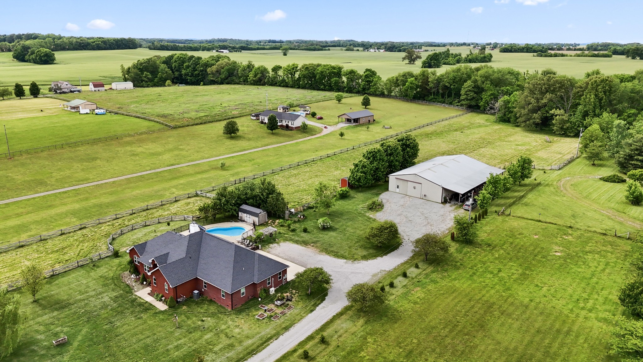4484 North Pinson Road Portland, TN 37148 - Photo 1 of 48