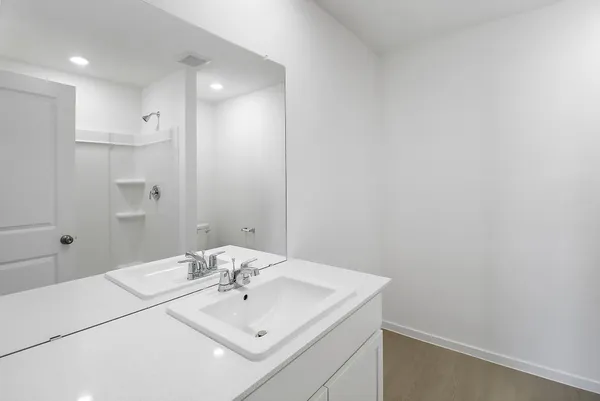 $2,000 | 17322 Roxboro Ridge Lane, Crosby, TX 77532