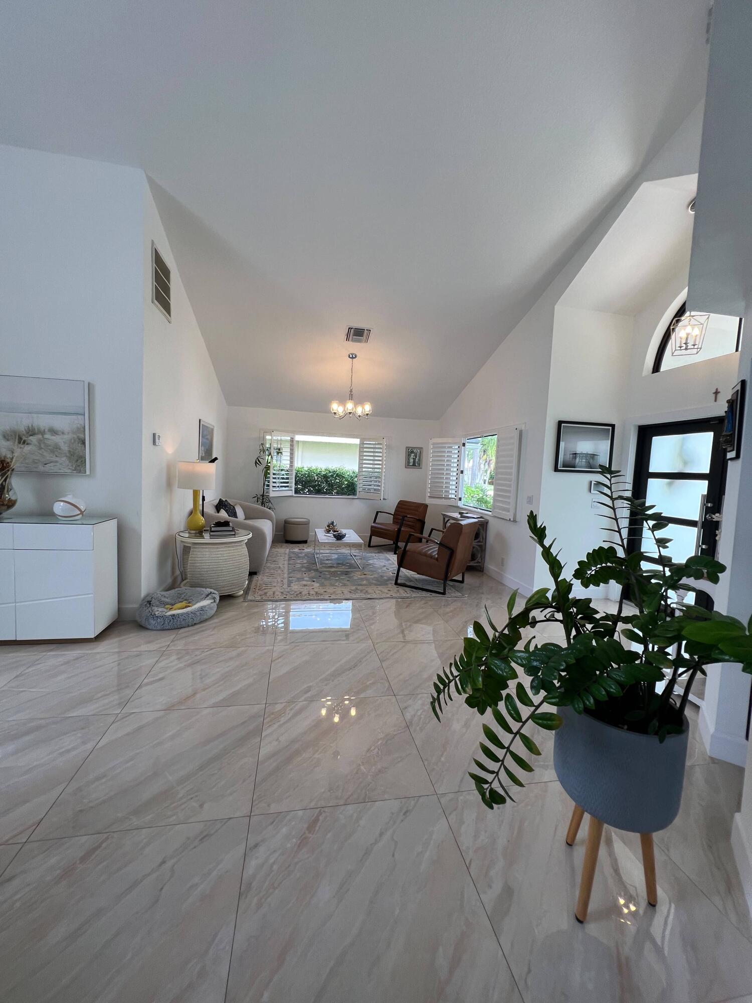 349 Seneca Lane Boca Raton, FL 33487 - Photo 33 of 59 IMG-20260711-WA0102