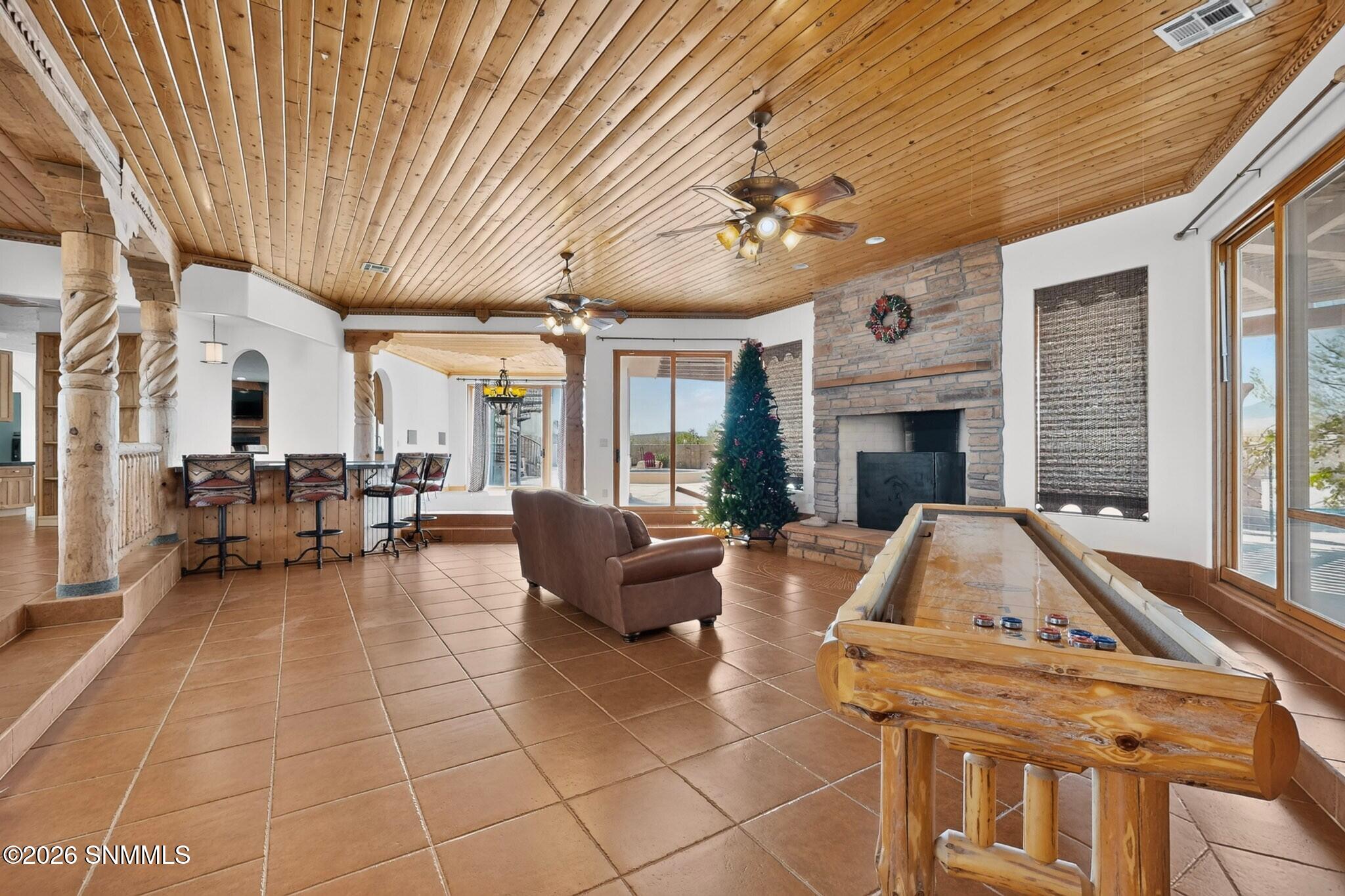 21998 Homestead Road Deming, NM 88030 - Photo 5 of 73 Great Room