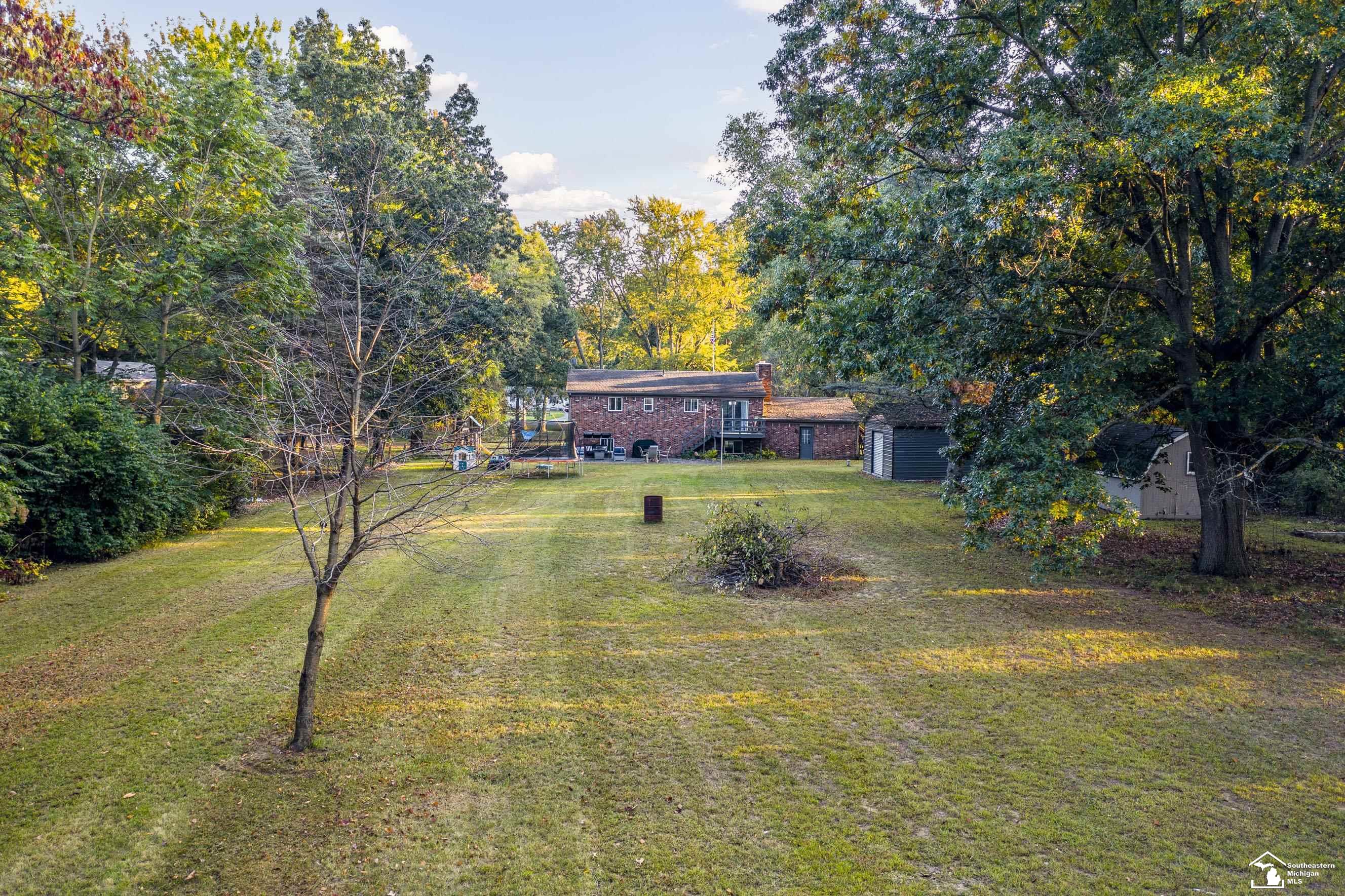 3910 West Erie Road Temperance, MI 48182 - Photo 7 of 34