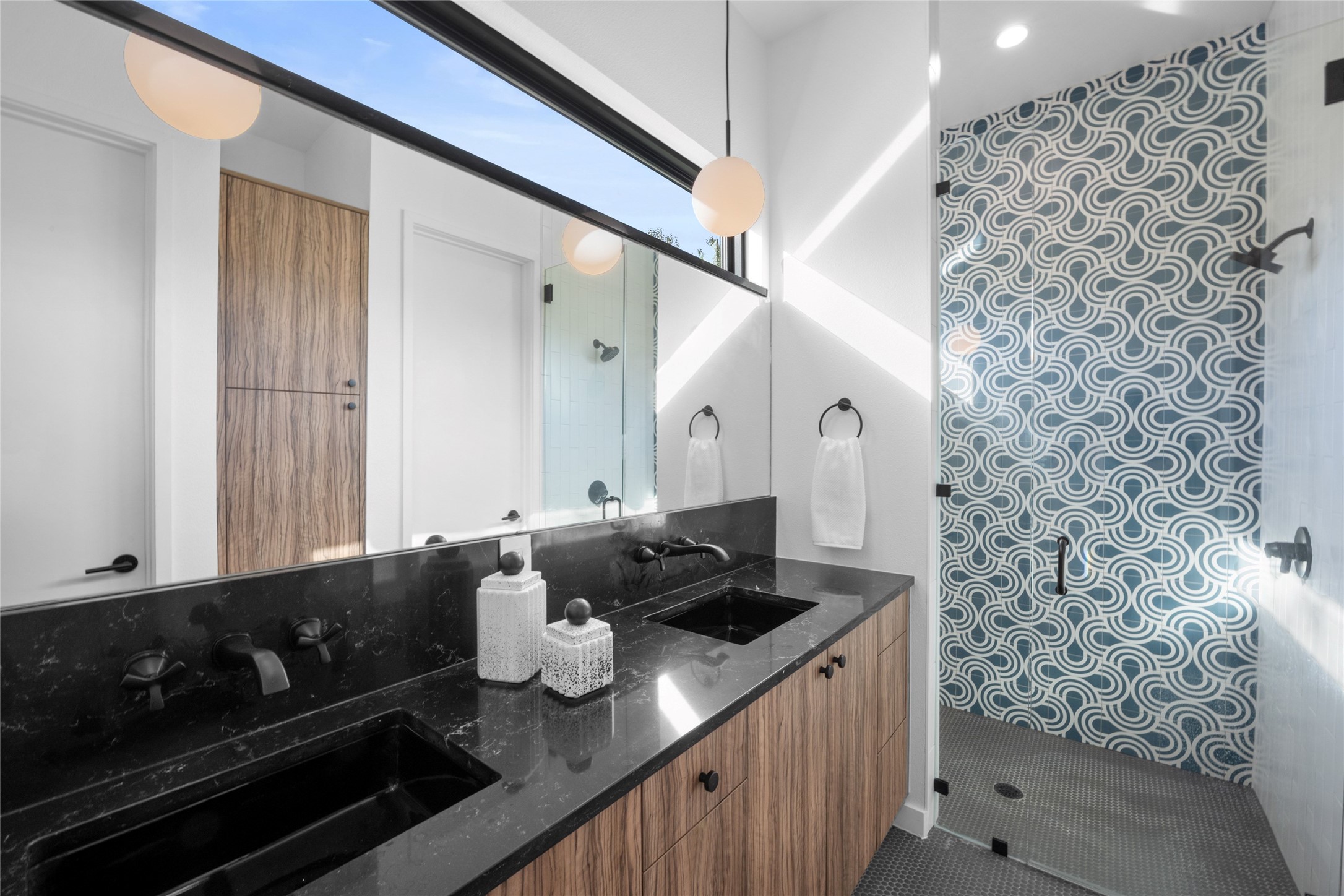 219 Lessin Lane, Unit 11 Austin, TX 78704 - Photo 12 of 23