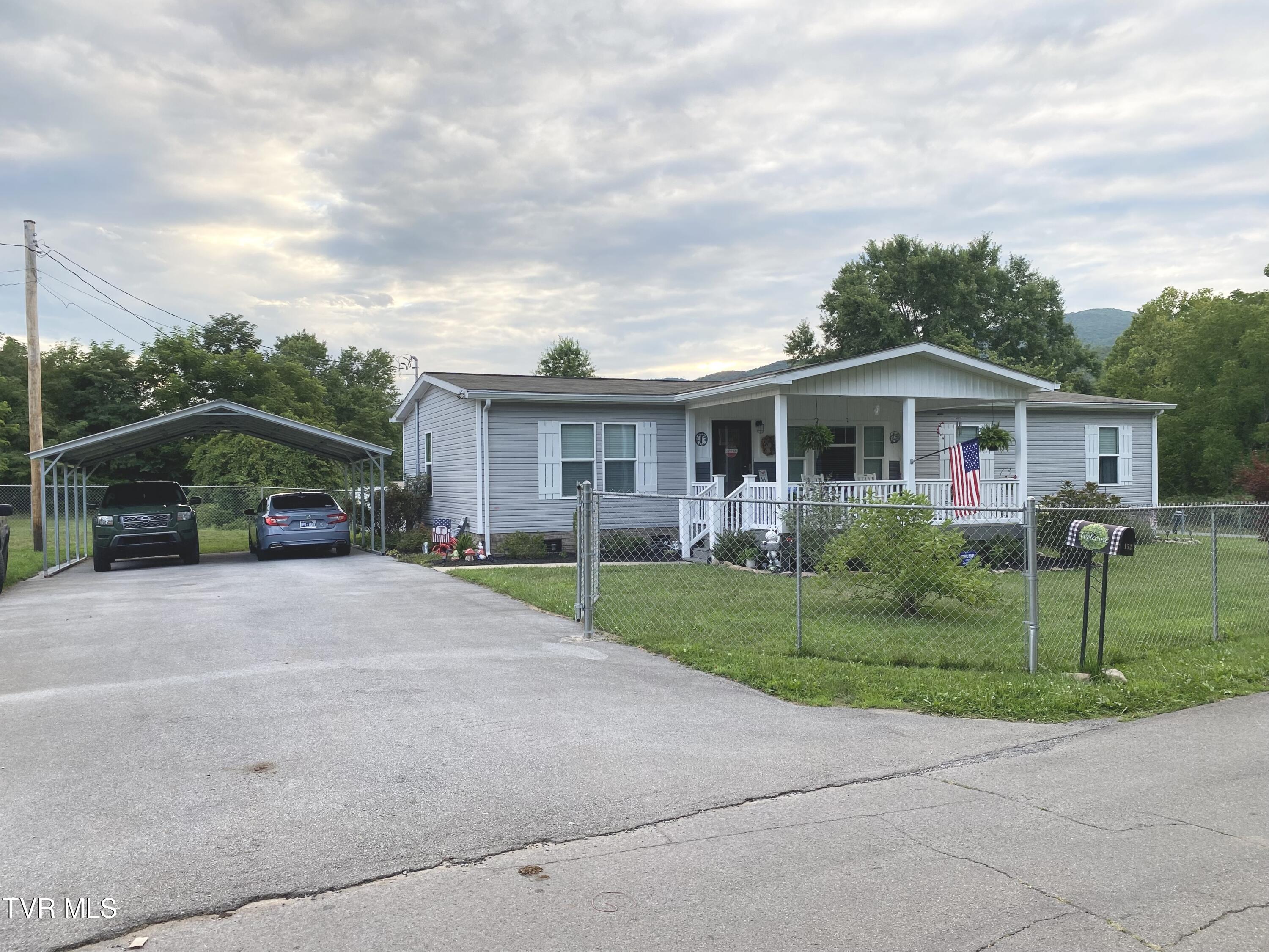 152 Peters Hollow Road Elizabethton, TN 37643 - Photo 25 of 55 IMG_1551
