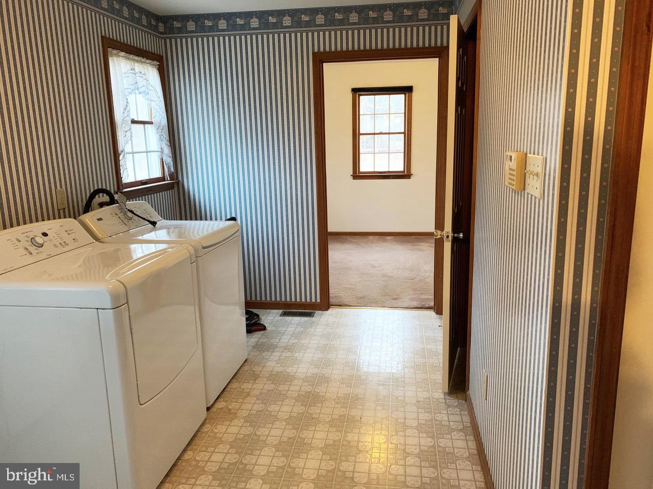 1422 Snyder Road Green Lane, PA 18054 - Photo 12 of 31 Laundry Room