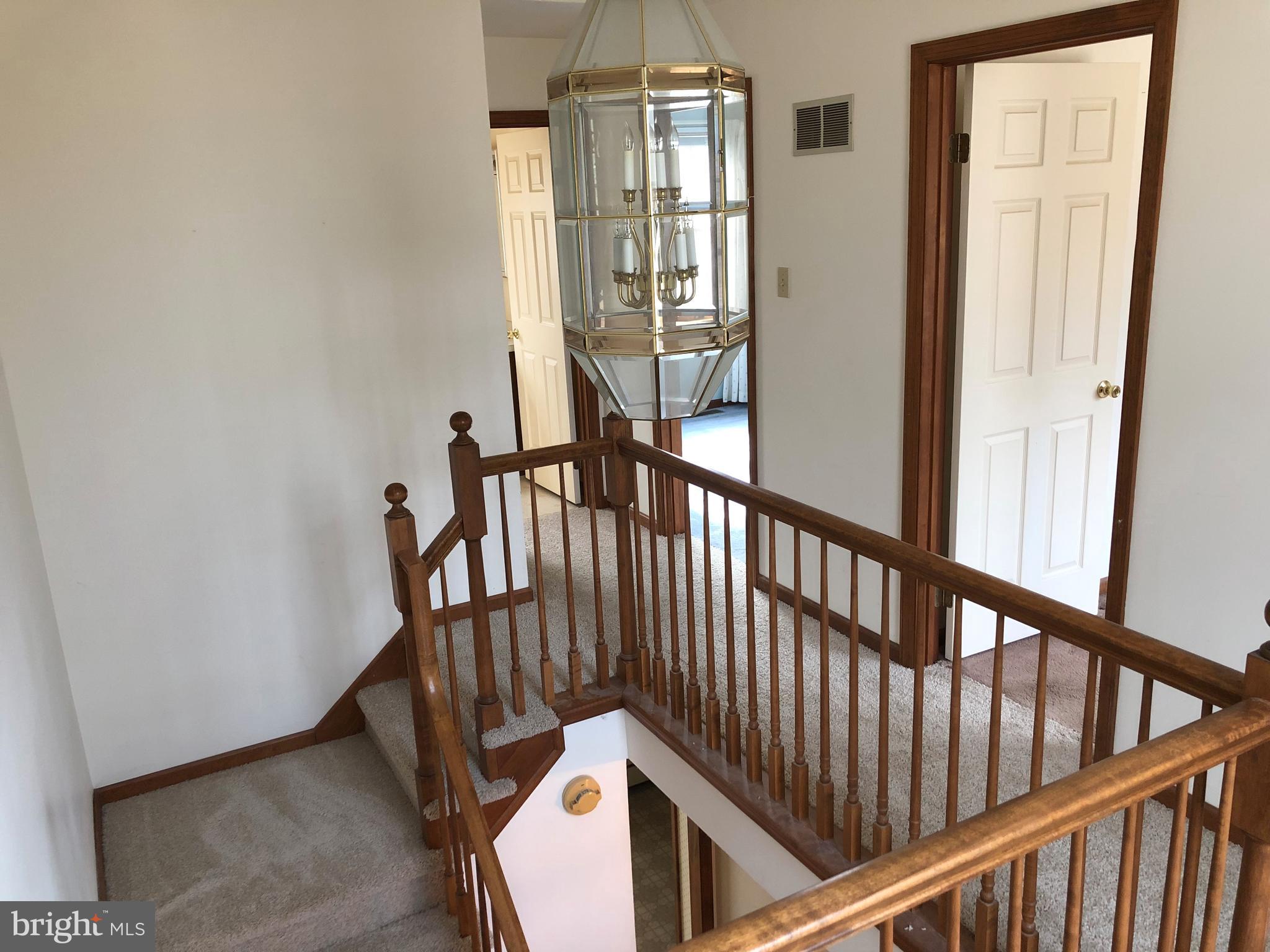 1422 Snyder Road Green Lane, PA 18054 - Photo 16 of 31 2nd Floor Hall