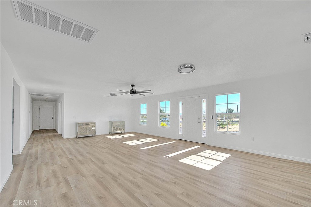 55972 Hondo Street Yucca Valley, CA 92284 - Photo 20 of 74 Virtually Staged - Before