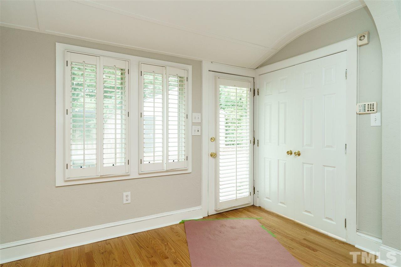 312 Hudson Street Raleigh, NC 27608 - Photo 12 of 25