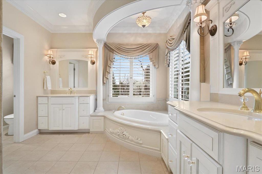 2142 White Ln Drive Chesterfield, MO 63017 - Photo 16 of 40