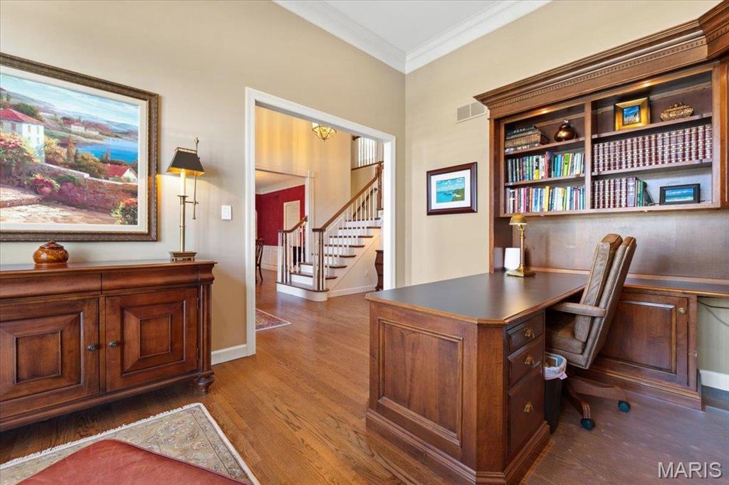 2142 White Ln Drive Chesterfield, MO 63017 - Photo 5 of 40