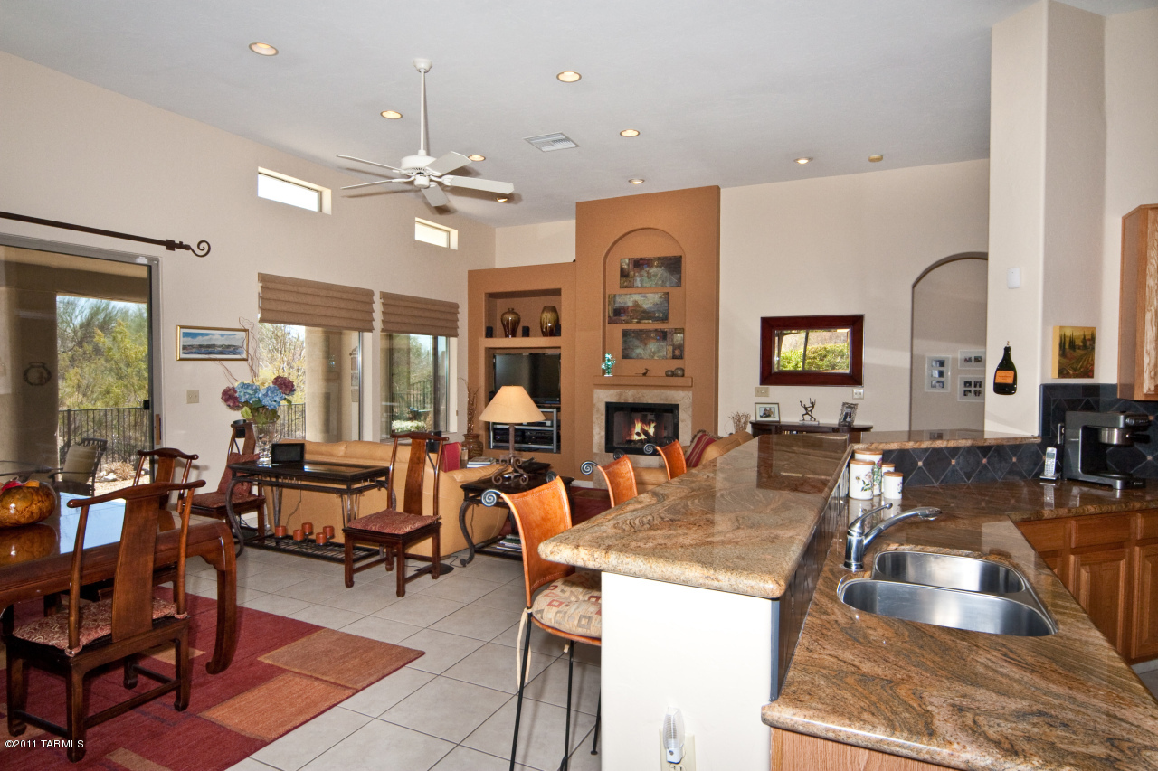 6054 North Panorama Ridge Place Tucson, AZ 85704 - Photo 13 of 36