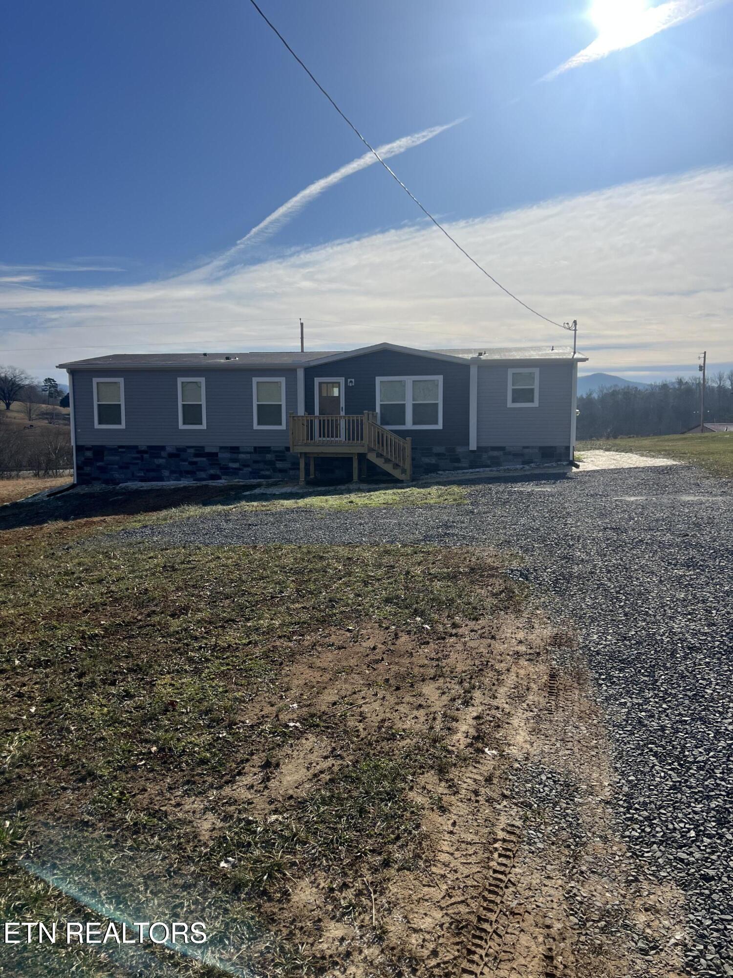 117 English Mountain Road Newport, TN 37821 - Photo 2 of 34 IMG_9288