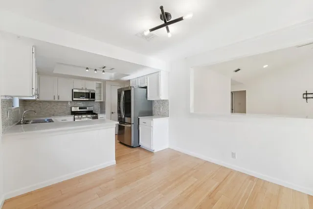 $439,900 | 10229 Missel Thrush Drive, Austin, TX 78750