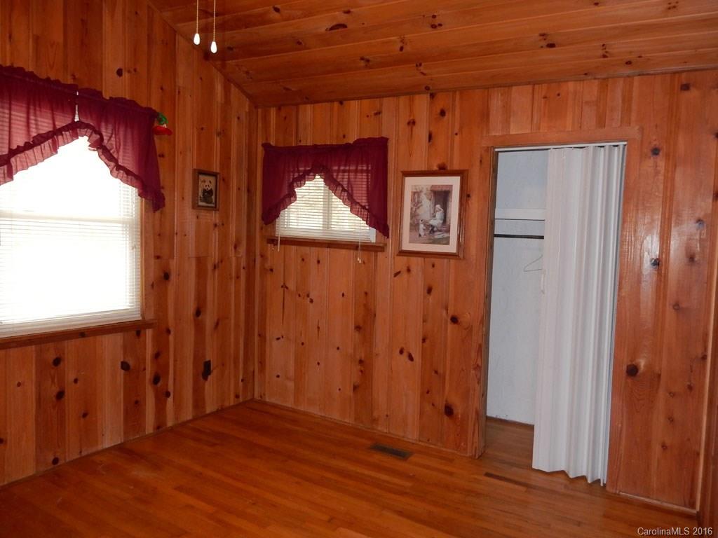 152 Chestnut Creek Road Candler, NC 28715 - Photo 5 of 17 Gallery Image 5