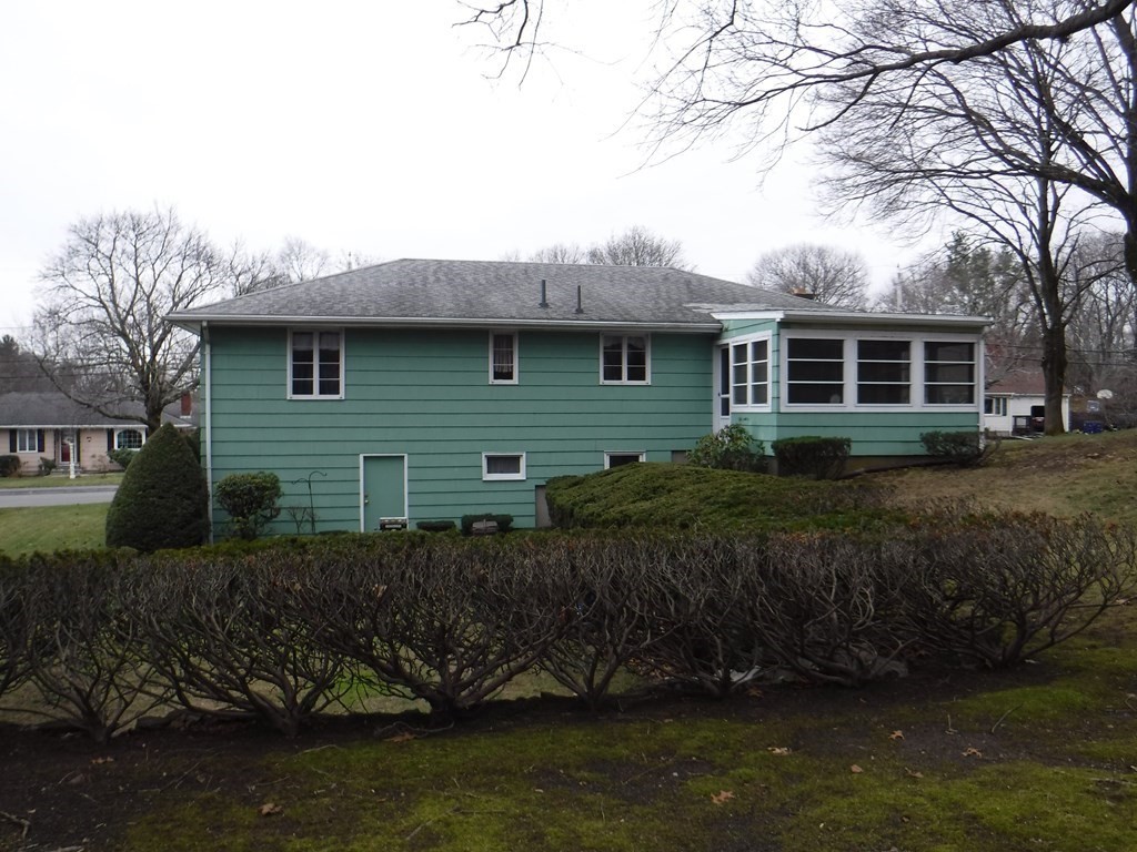 65 Norfolk Road Braintree, MA 02184 - Photo 20 of 23 Gallery Image 20