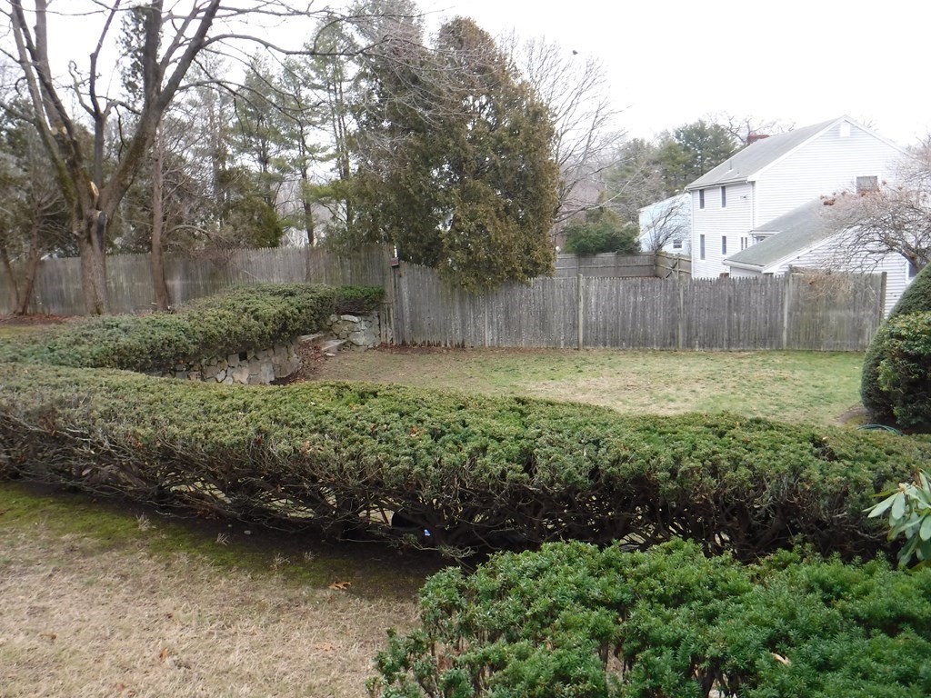 65 Norfolk Road Braintree, MA 02184 - Photo 22 of 23 Gallery Image 22