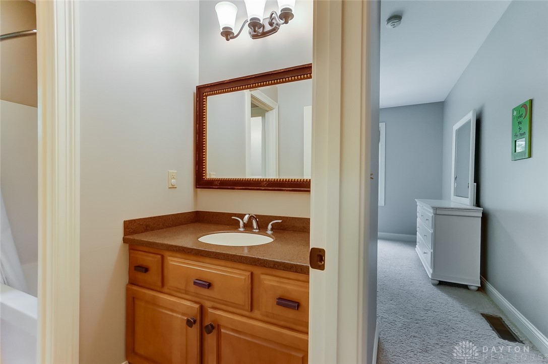 3535 Moorefield Road Springfield, OH 45502 - Photo 48 of 95