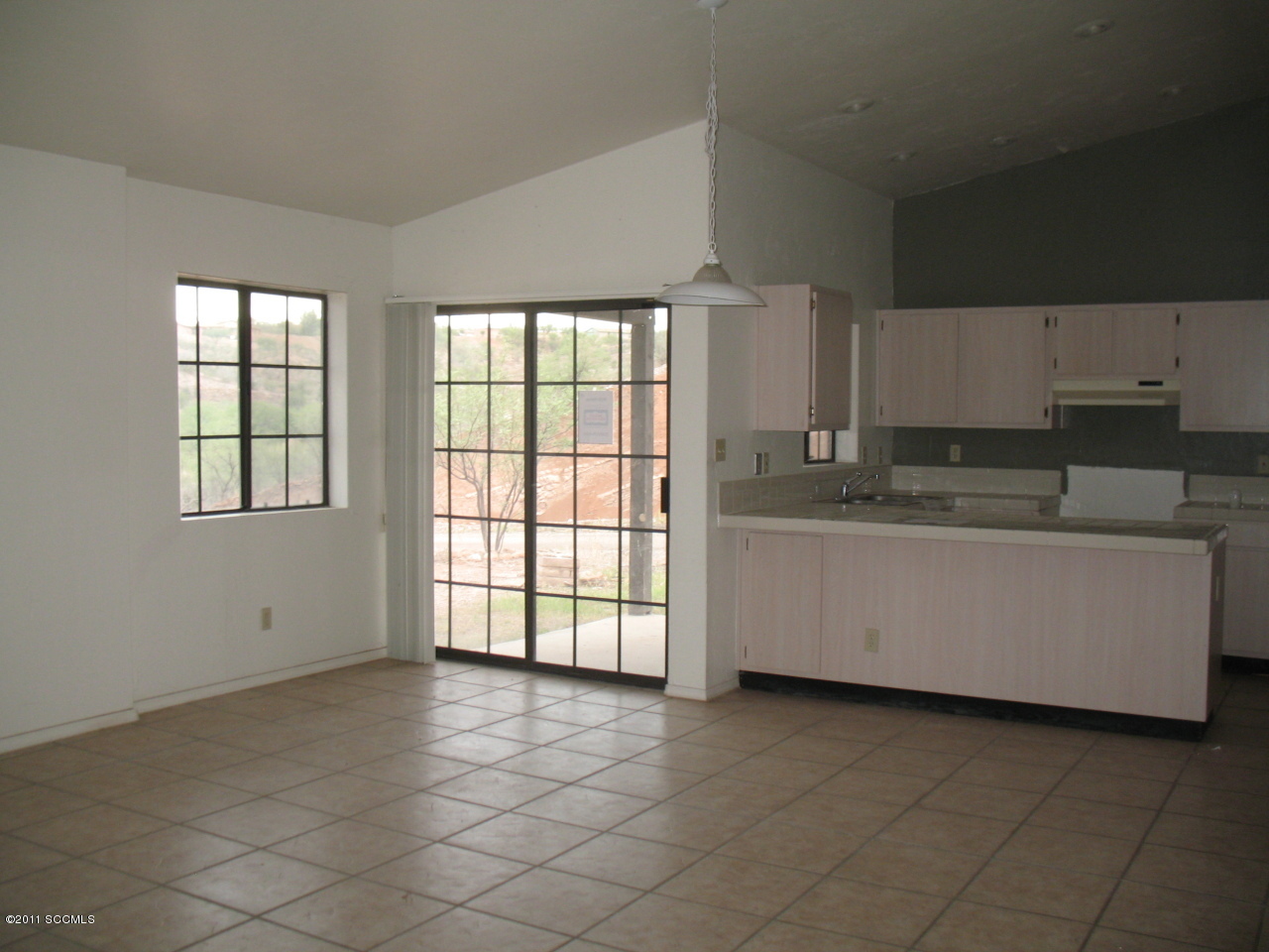 970 Calle Tamaulipas Rio Rico, AZ 85648 - Photo 5 of 9