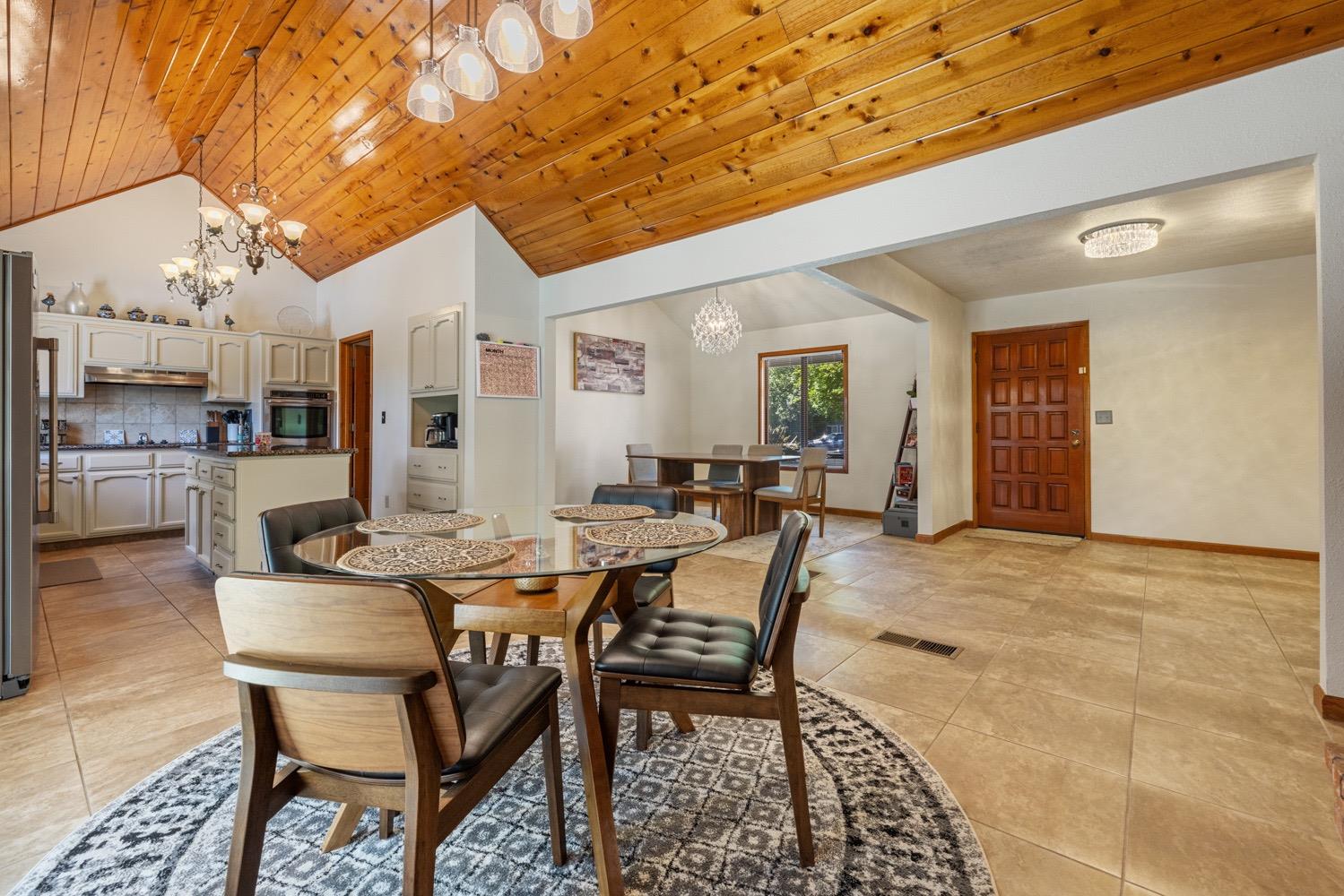 2604 Veneman Avenue Modesto, CA 95356 - Photo 14 of 43