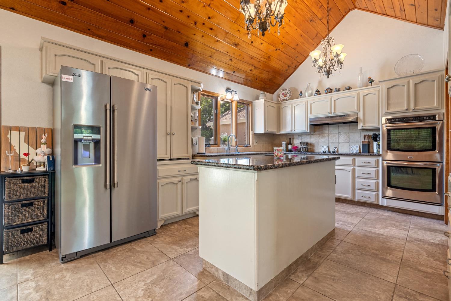 2604 Veneman Avenue Modesto, CA 95356 - Photo 15 of 43