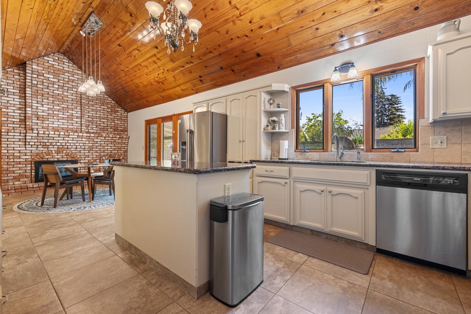 2604 Veneman Avenue Modesto, CA 95356 - Photo 16 of 43