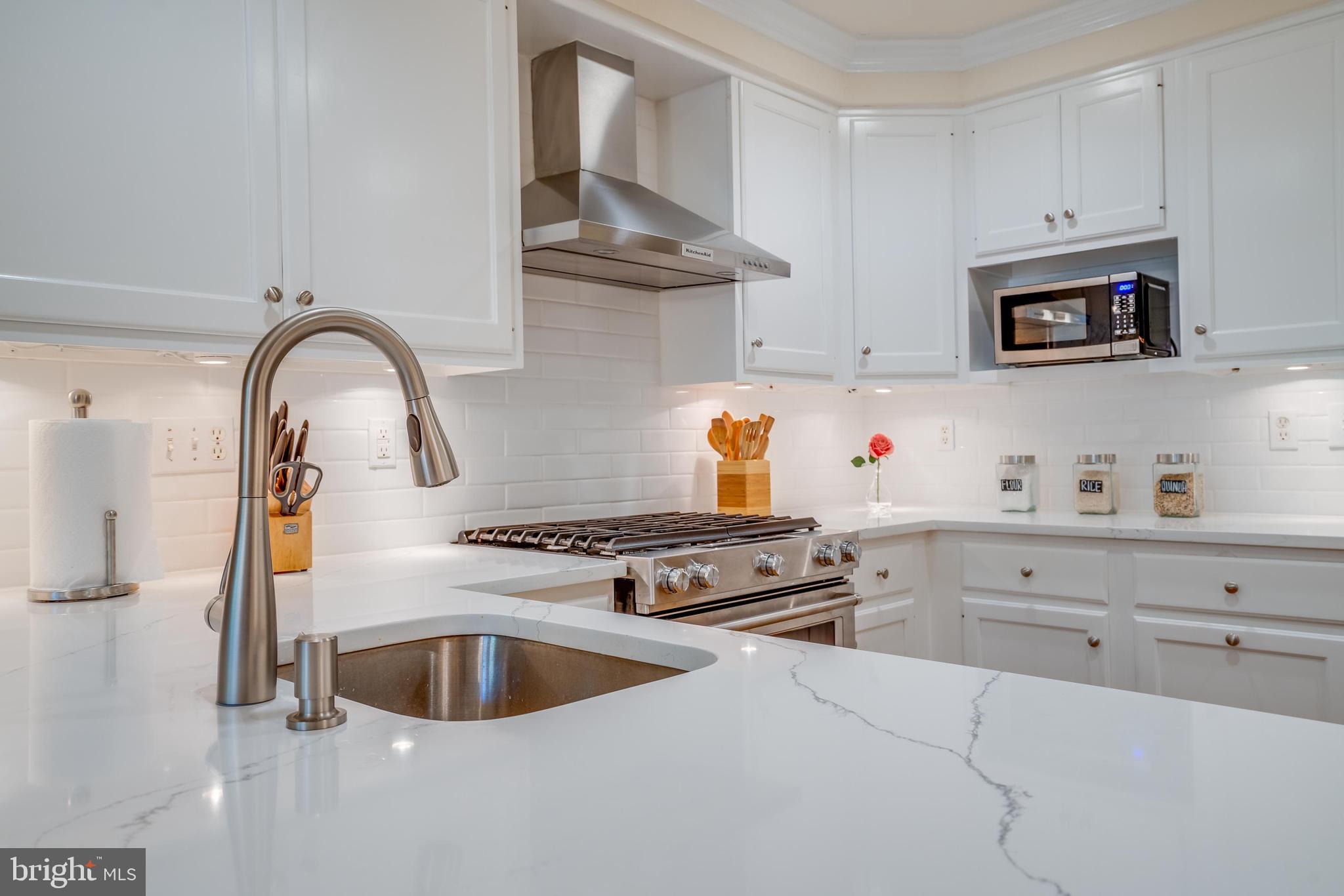 7205 Evans Mill Road McLean, VA 22101 - Photo 12 of 35 Kitchen