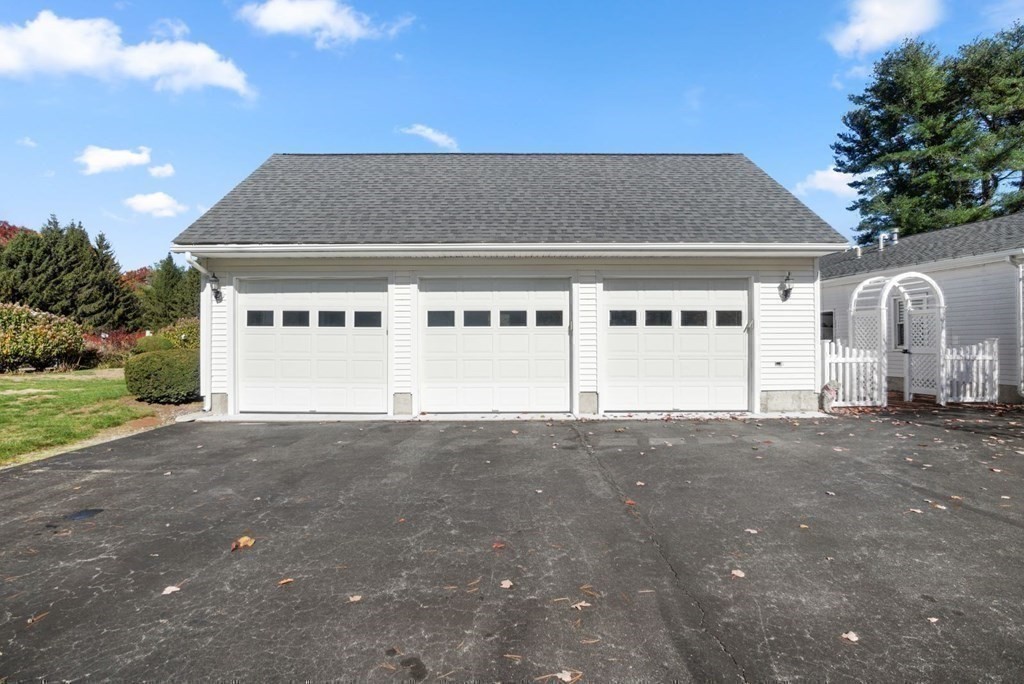 85 Landham Road Sudbury, MA 01776 - Photo 28 of 40 Gallery Image 28