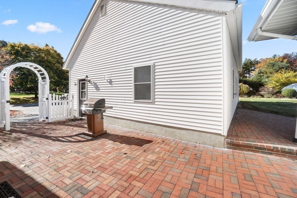 85 Landham Road Sudbury, MA 01776 - Photo 29 of 40 Gallery Image 29