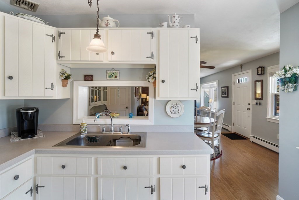85 Landham Road Sudbury, MA 01776 - Photo 6 of 40 Gallery Image 6