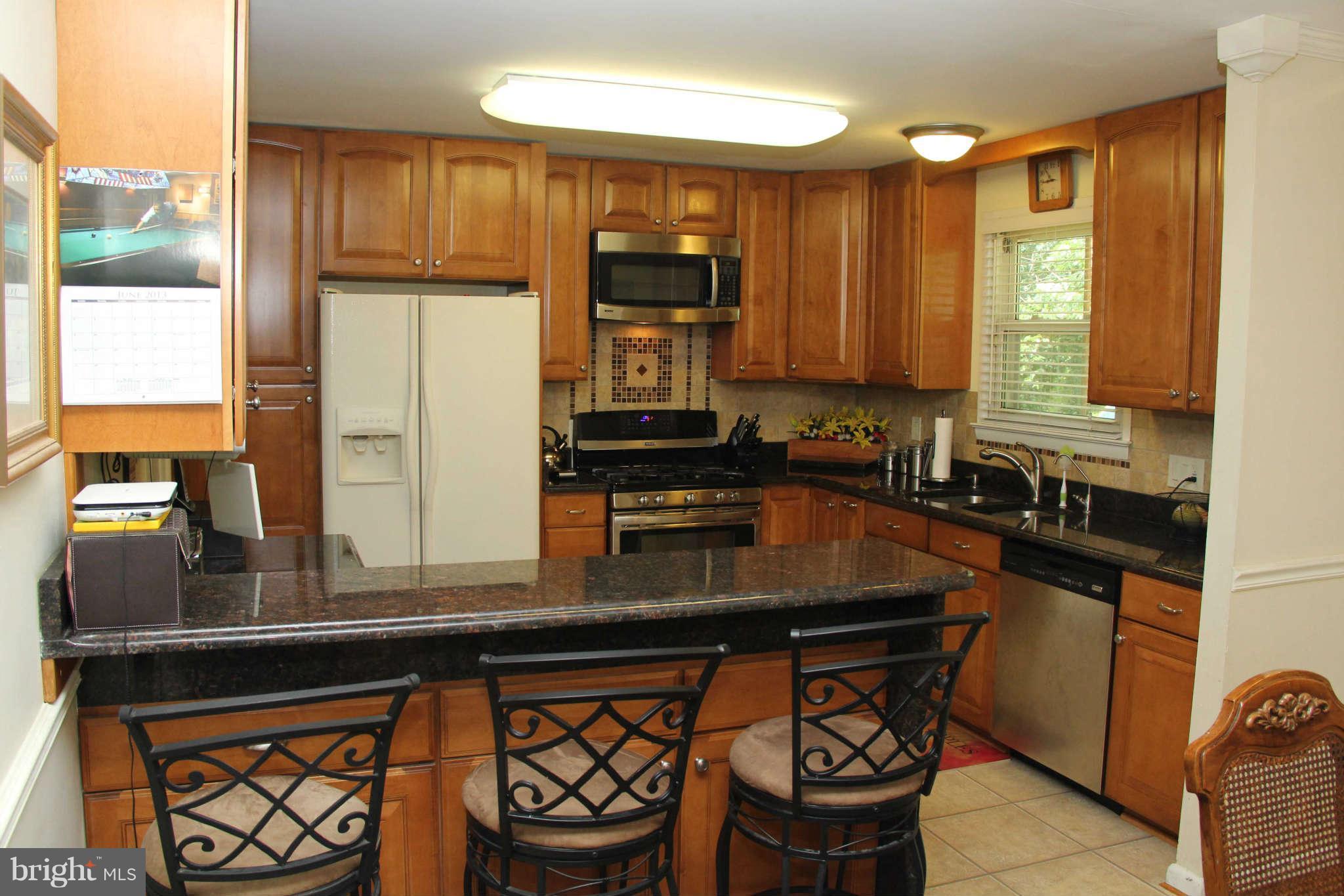 5902 Spell Road Clinton, MD 20735 - Photo 3 of 17 Kitchen