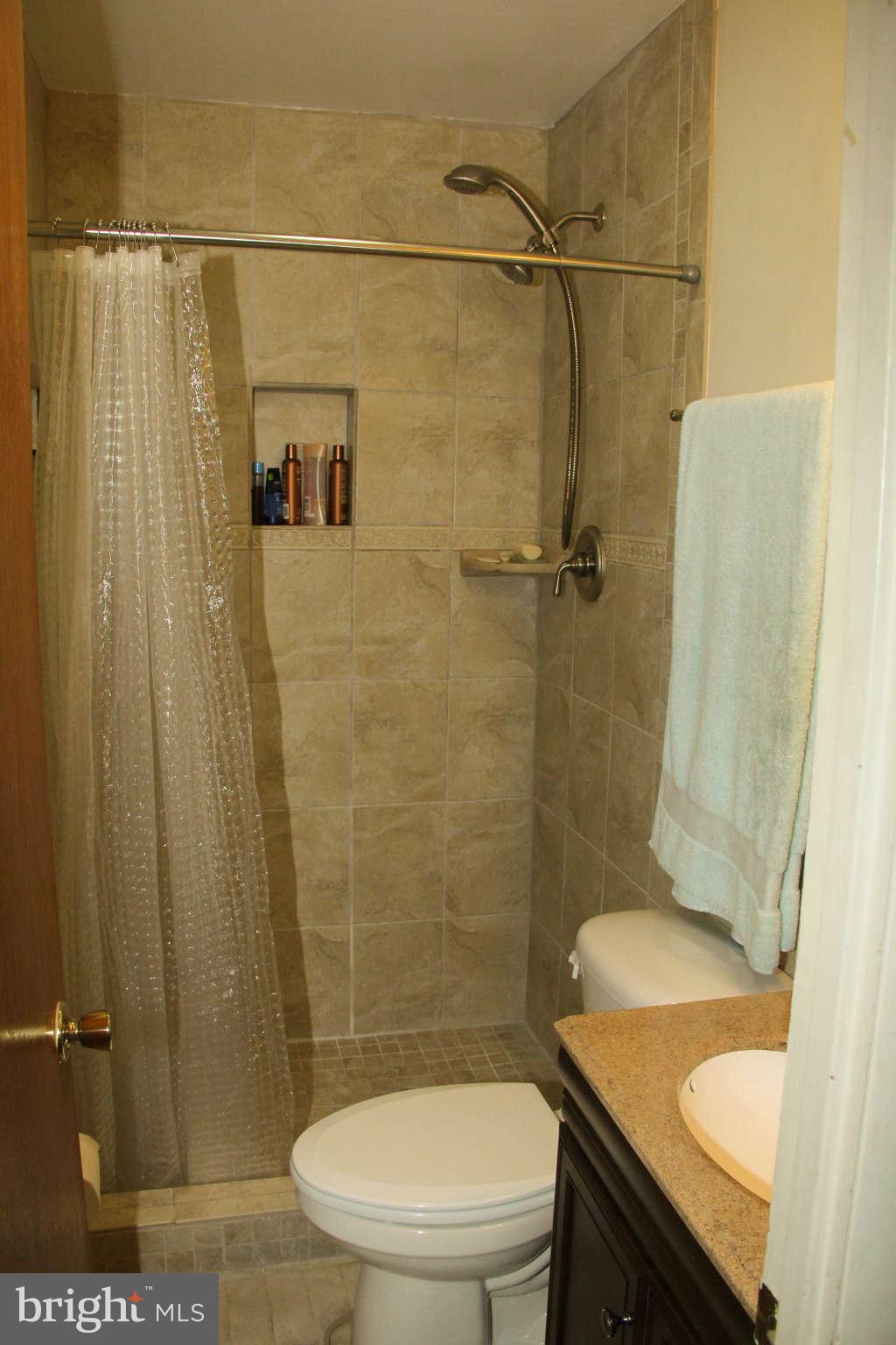 5902 Spell Road Clinton, MD 20735 - Photo 8 of 17 Bath Master