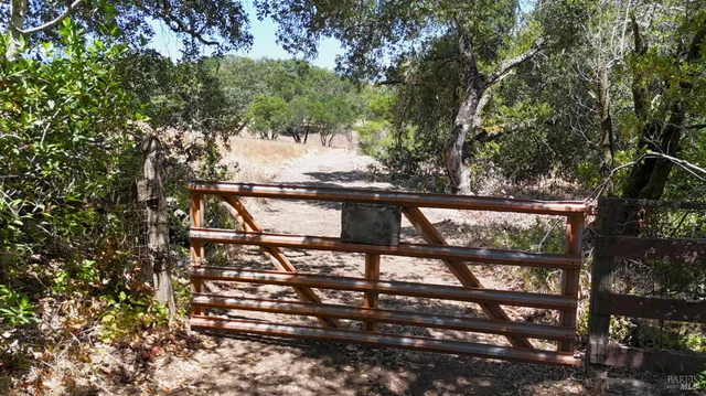 $1,095,000 | 2 Enterprise Road, Glen Ellen, CA 95442