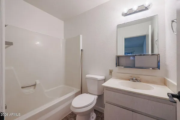 $1,250 | 9001 West Elm Street, Unit 7, Phoenix, AZ 85037