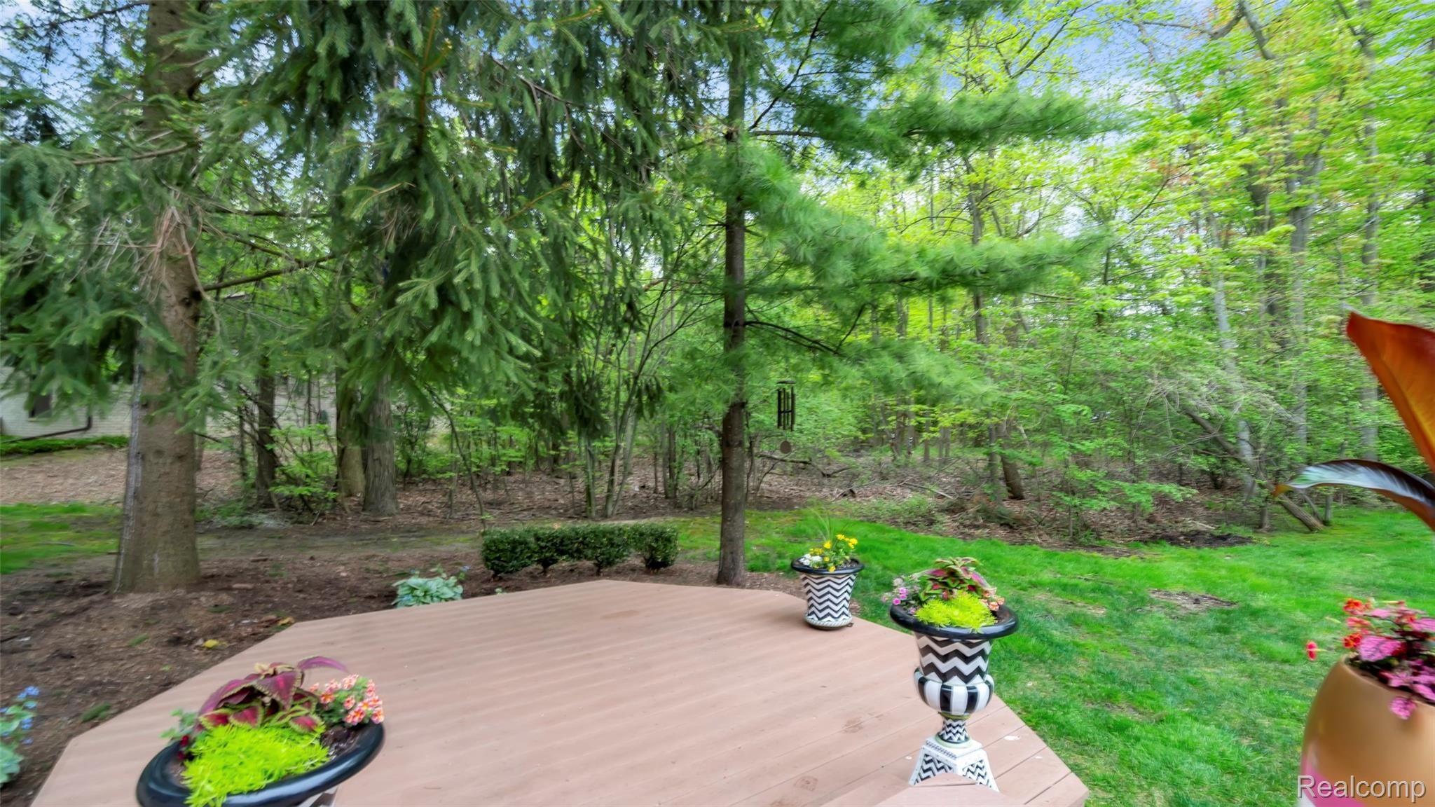 21559 Purlingbrook Road Novi, MI 48375 - Photo 47 of 56 21559-Purlingbrook-Rd-Novi-MI-48375-windowstill-47.jpg