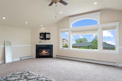 $1,199,000 | 16 Eastland Drive, Glen Cove, NY 11542