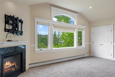 $1,199,000 | 16 Eastland Drive, Glen Cove, NY 11542