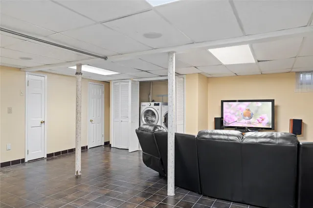 $1,199,000 | 16 Eastland Drive, Glen Cove, NY 11542