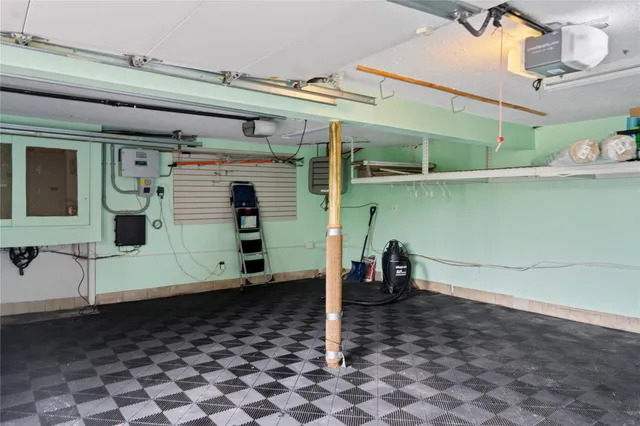 $1,199,000 | 16 Eastland Drive, Glen Cove, NY 11542