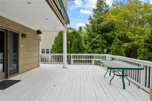 $1,199,000 | 16 Eastland Drive, Glen Cove, NY 11542