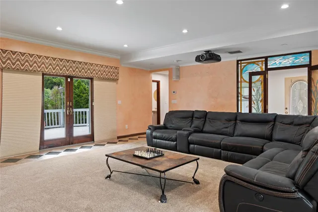 $1,199,000 | 16 Eastland Drive, Glen Cove, NY 11542